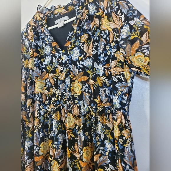 Lucky Brand Black Floral Maxi Dress Size Large Sheer Sleeves Teired V-Neck - Picture 4 of 12